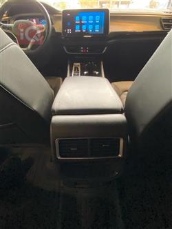 فولكسفاغن أطلس كروس سبورت